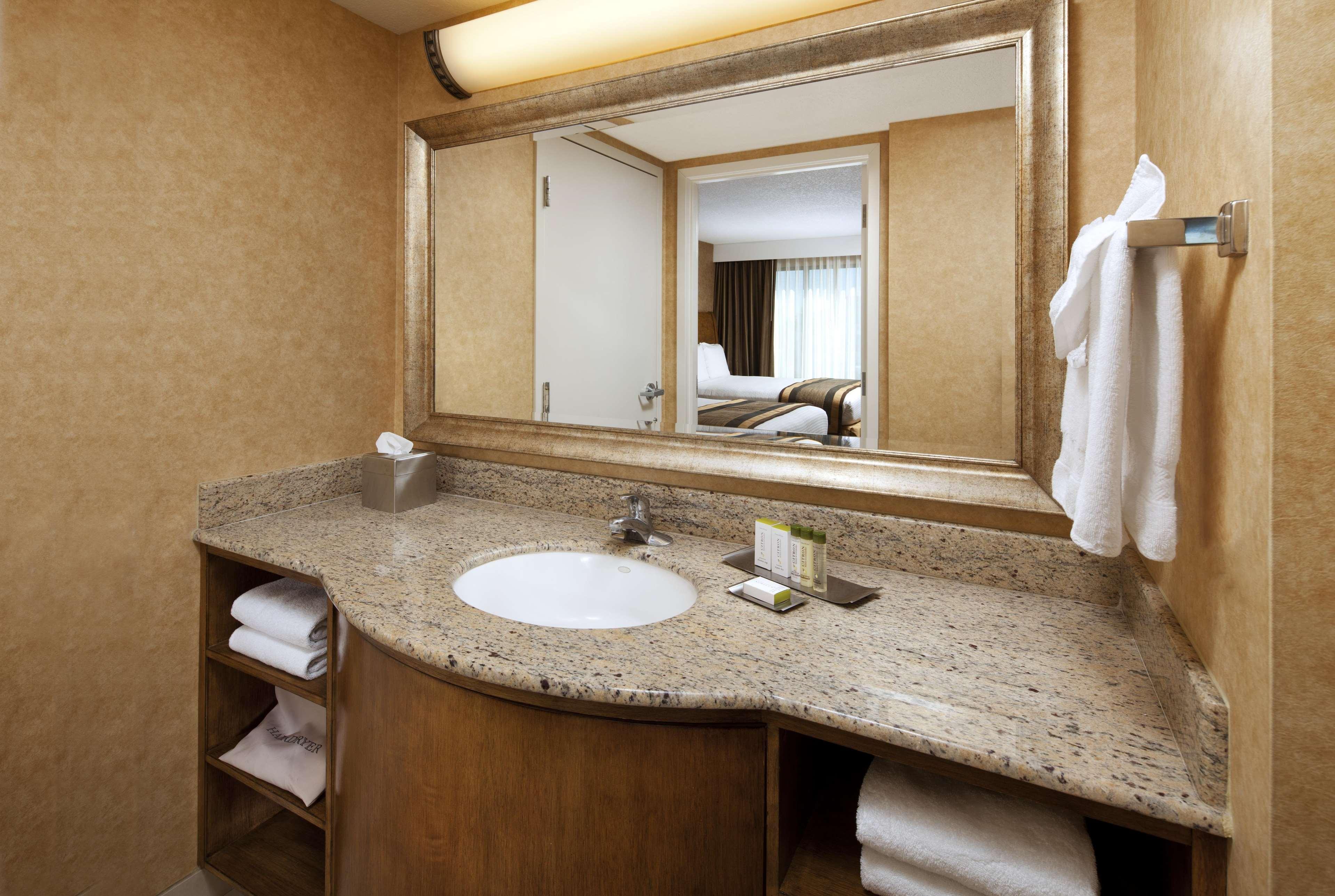 Doubletree Suites By Hilton Anaheim Resort/Convention Center Exterior foto